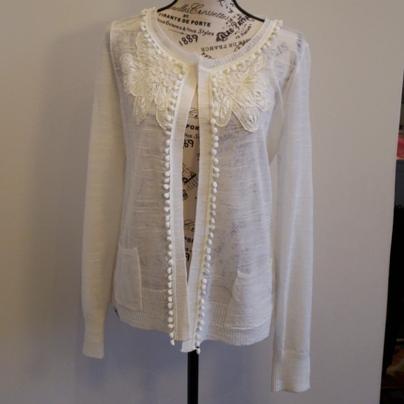 Anthropologie Sweaters - Anthropologie Cardigan Elegant Knitted & Knotted